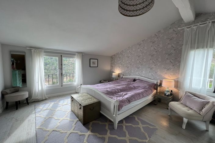 Image No.9-3 Bed House for sale