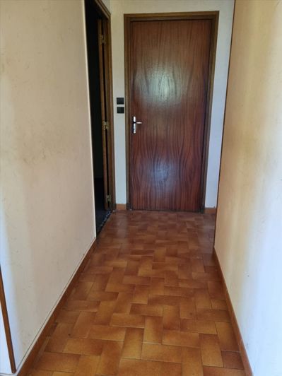Image No.15-3 Bed House for sale