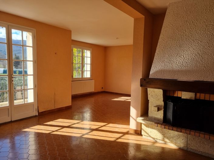 Image No.7-3 Bed House for sale