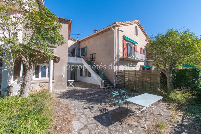 Image No.4-6 Bed House for sale