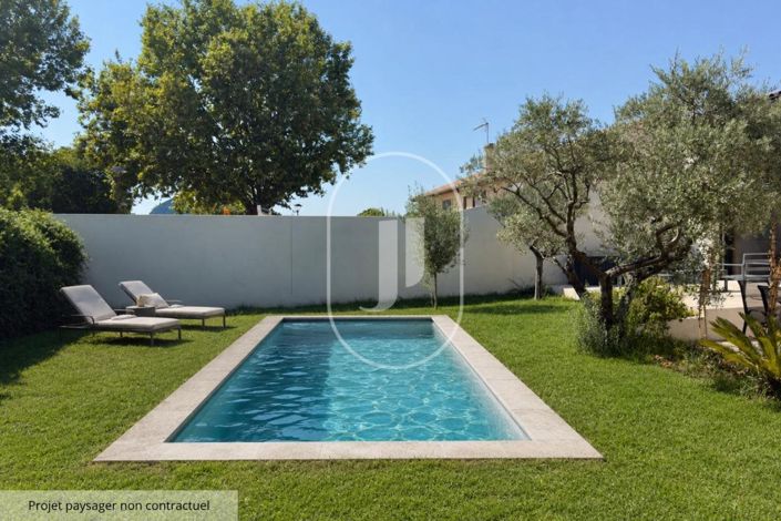 Image No.14-4 Bed House for sale