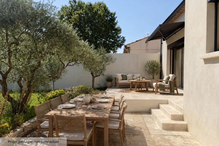 Image No.2-4 Bed House for sale