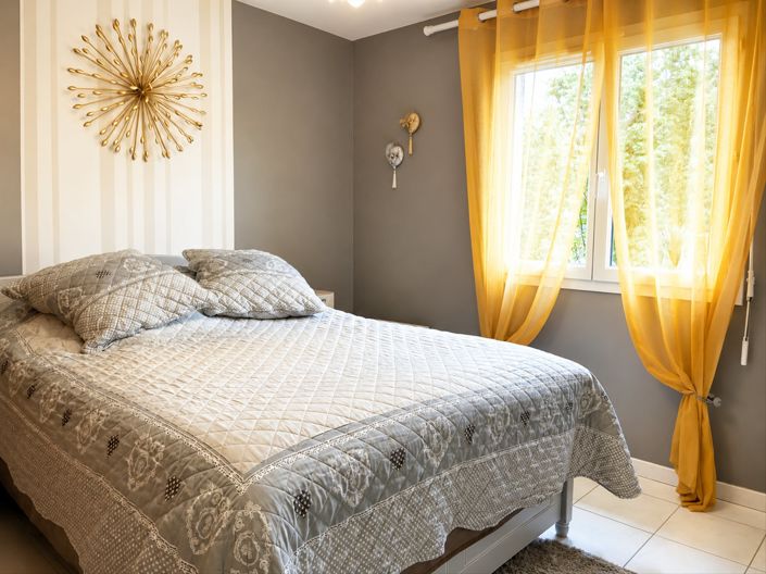 Image No.12-3 Bed House for sale