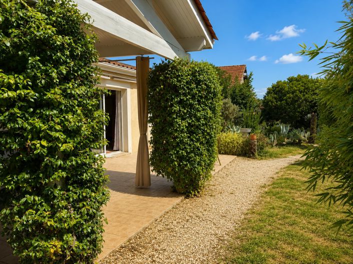 Image No.20-3 Bed House for sale