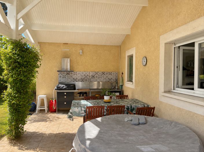 Image No.21-3 Bed House for sale