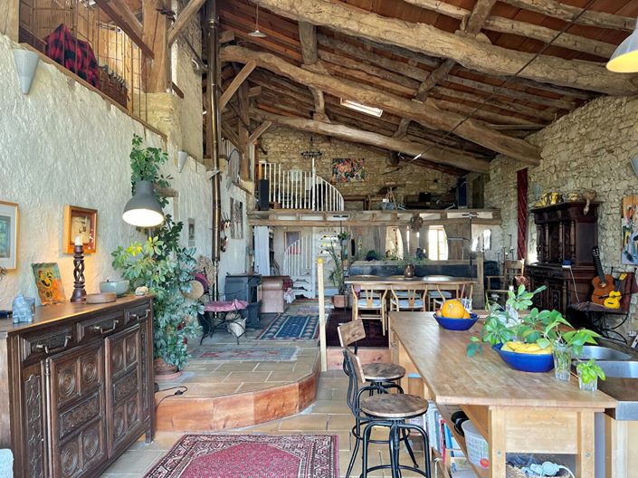 Image No.9-2 Bed House for sale