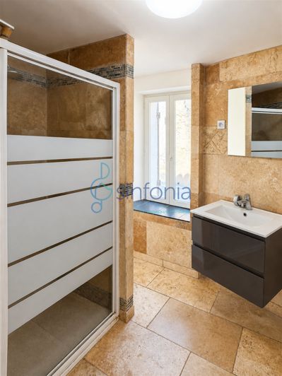 Image No.9-2 Bed House for sale