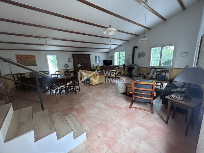 Image No.3-Propriété de 6 chambres à vendre à Nyons