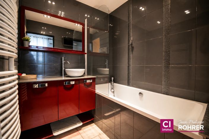 Image No.11-5 Bed House for sale