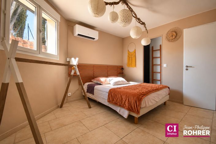 Image No.13-5 Bed House for sale