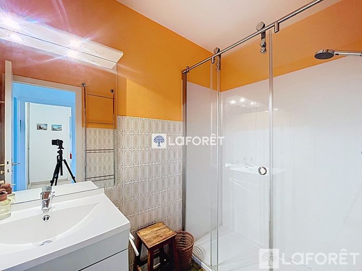 Image No.11-1 Bed Apartment for sale