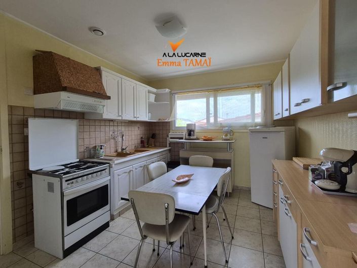 Image No.7-3 Bed House for sale