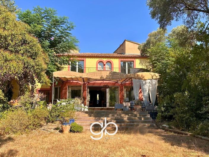 Image No.2-5 Bed House for sale