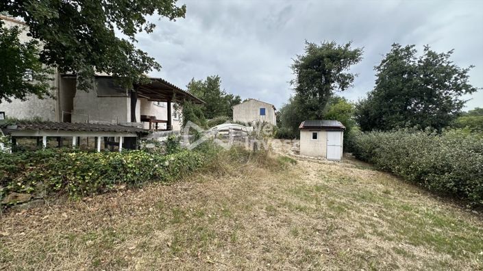 Image No.6-3 Bed House for sale