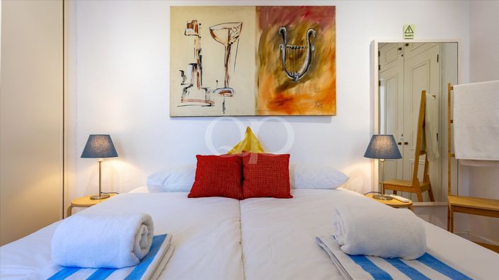 Image No.17-3 Bed Apartment for sale