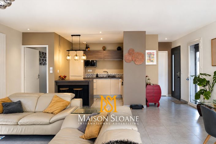 Image No.7-3 Bed House for sale