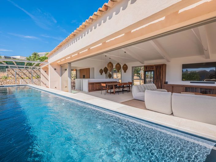 Image No.4-4 Bed House for sale