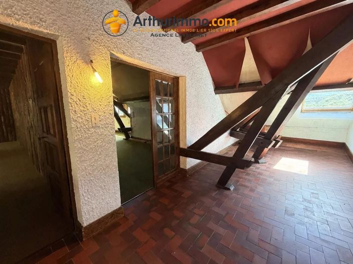 Image No.13-8 Bed House for sale