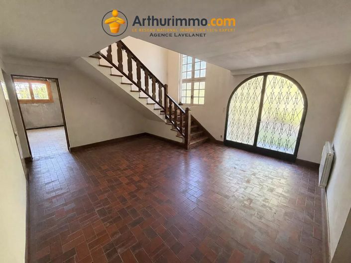 Image No.4-8 Bed House for sale