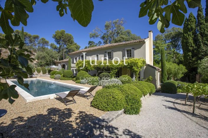 Image No.21-5 Bed House for sale
