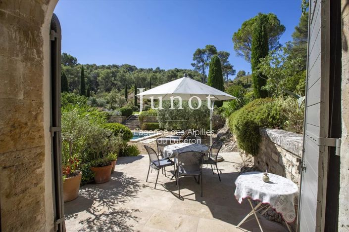Image No.27-5 Bed House for sale