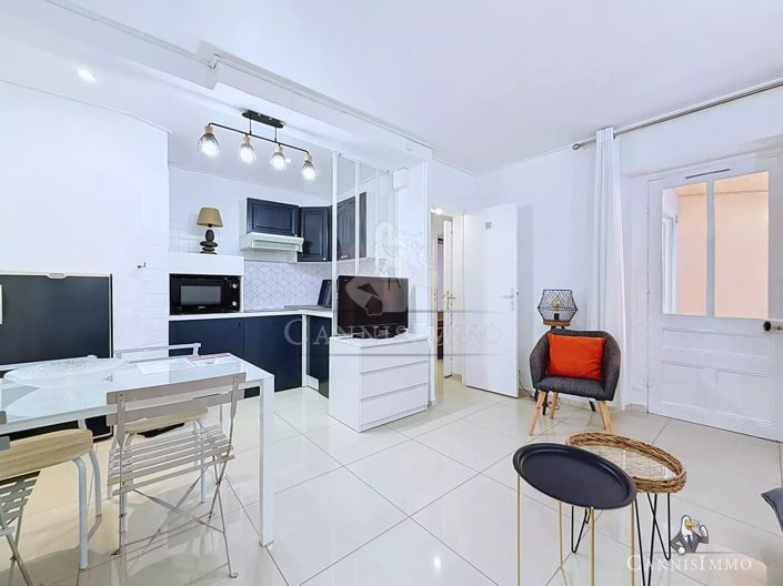 Image No.2-Appartement de 2 chambres à vendre à Cannes