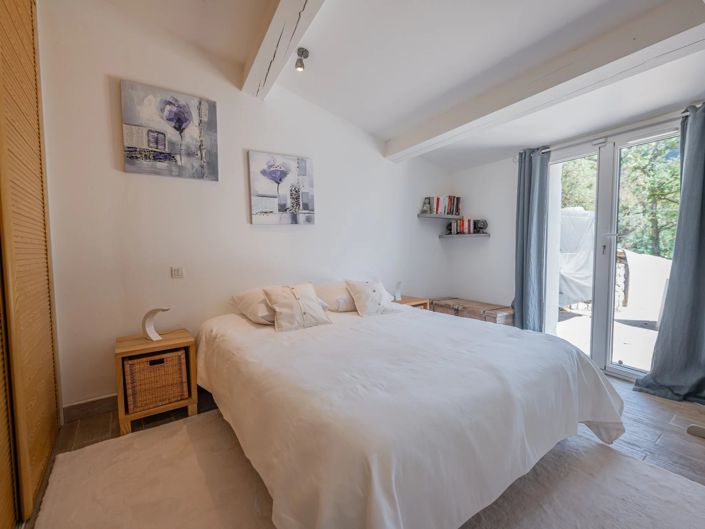 Image No.19-4 Bed House for sale