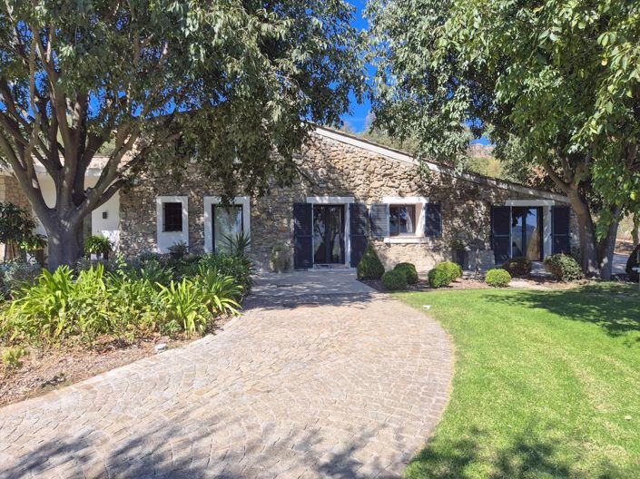 Image No.6-Maison de 5 chambres à vendre à Roquebrune-sur-Argens