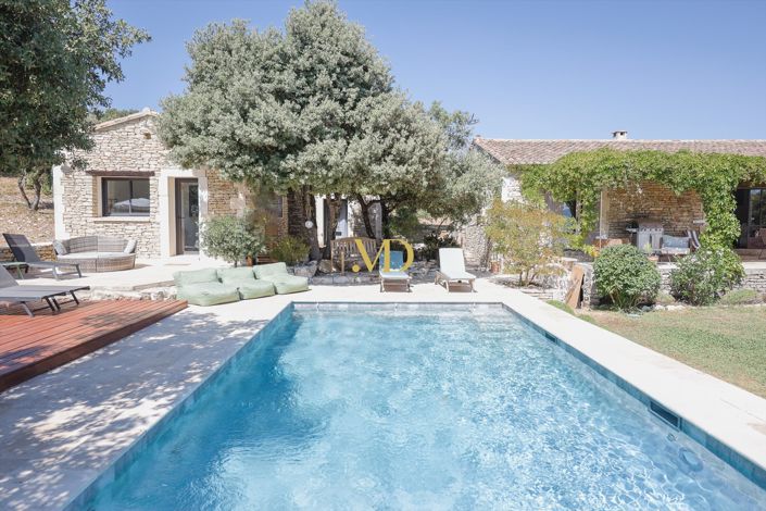 Image No.2-Maison de 4 chambres à vendre à Gordes