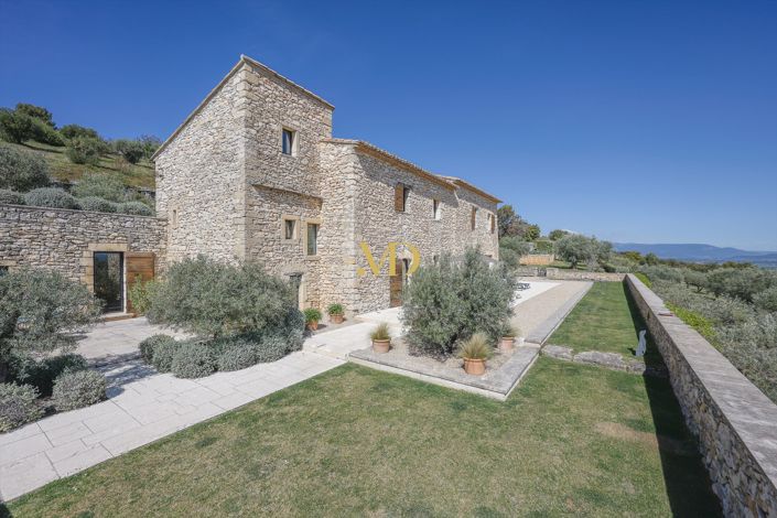 Image No.2-Maison de 3 chambres à vendre à Gordes