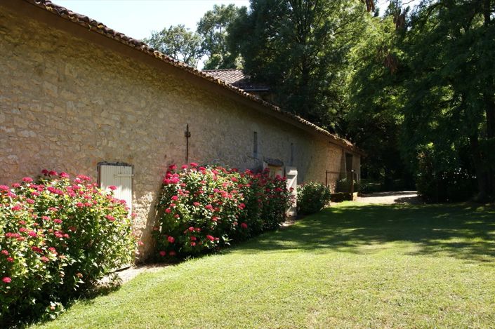 Image No.27-4 Bed House for sale