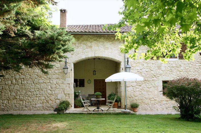 Image No.31-4 Bed House for sale