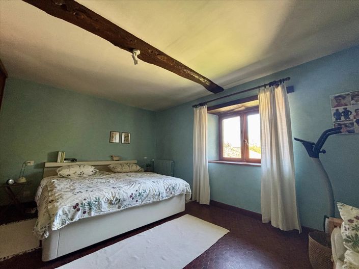 Image No.42-4 Bed House for sale