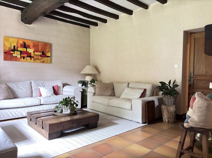 Image No.8-4 Bed House for sale