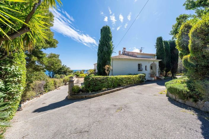 Image No.34-6 Bed House for sale