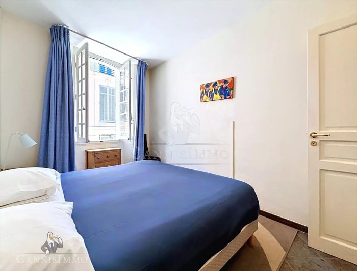 Image No.11-3 Bed Apartment for sale