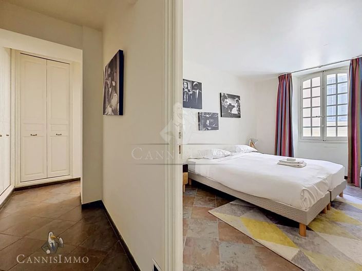 Image No.9-3 Bed Apartment for sale