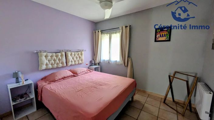 Image No.24-3 Bed House for sale