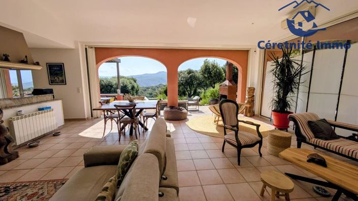 Image No.3-3 Bed House for sale