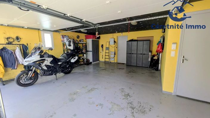 Image No.35-3 Bed House for sale