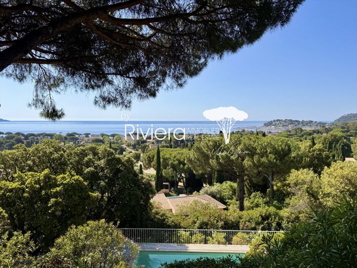 Image No.30-5 Bed House for sale