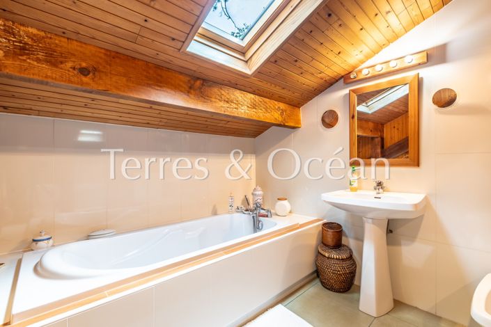 Image No.14-4 Bed House for sale