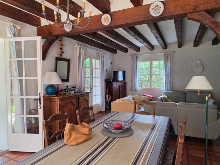 Image No.2-4 Bed House for sale