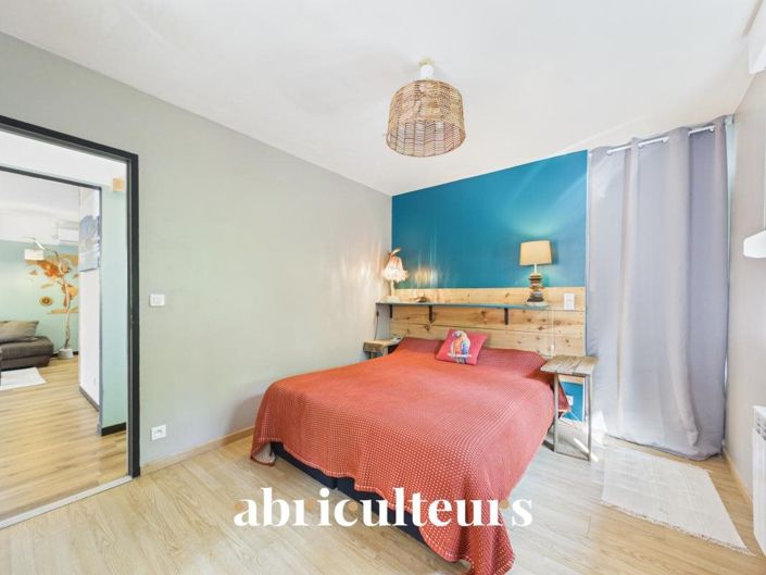 Image No.7-3 Bed House for sale