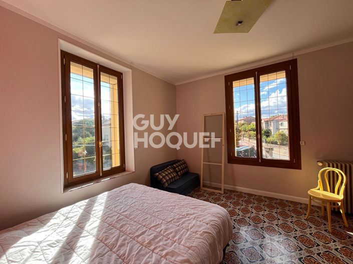 Image No.9-5 Bed House for sale