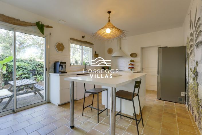 Image No.9-4 Bed House for sale