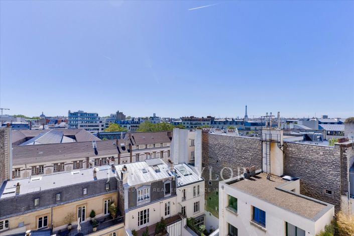 Image No.17-4 Bed Apartment for sale