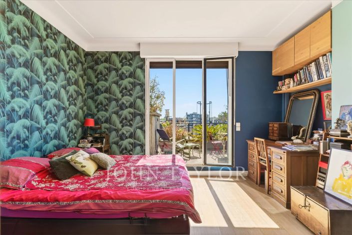 Image No.18-4 Bed Apartment for sale