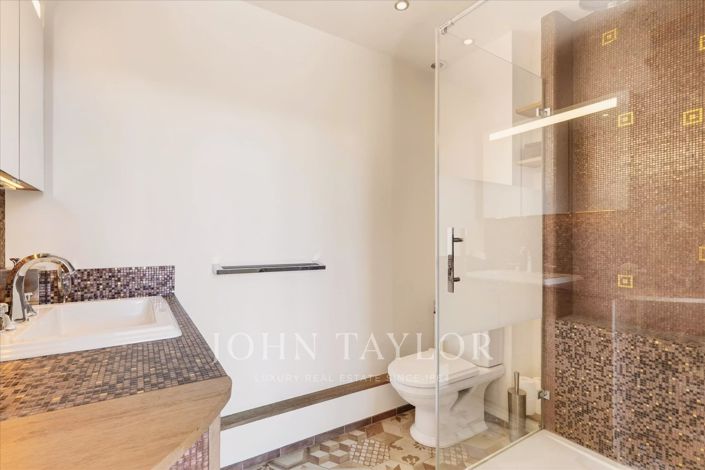 Image No.22-4 Bed Apartment for sale