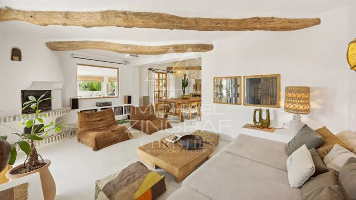 Image No.12-6 Bed House for sale